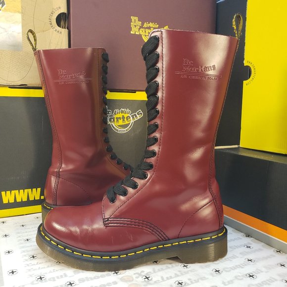 Dr. Martens Shoes - Dr. Martens / 1914 Smooth Cherry Leather